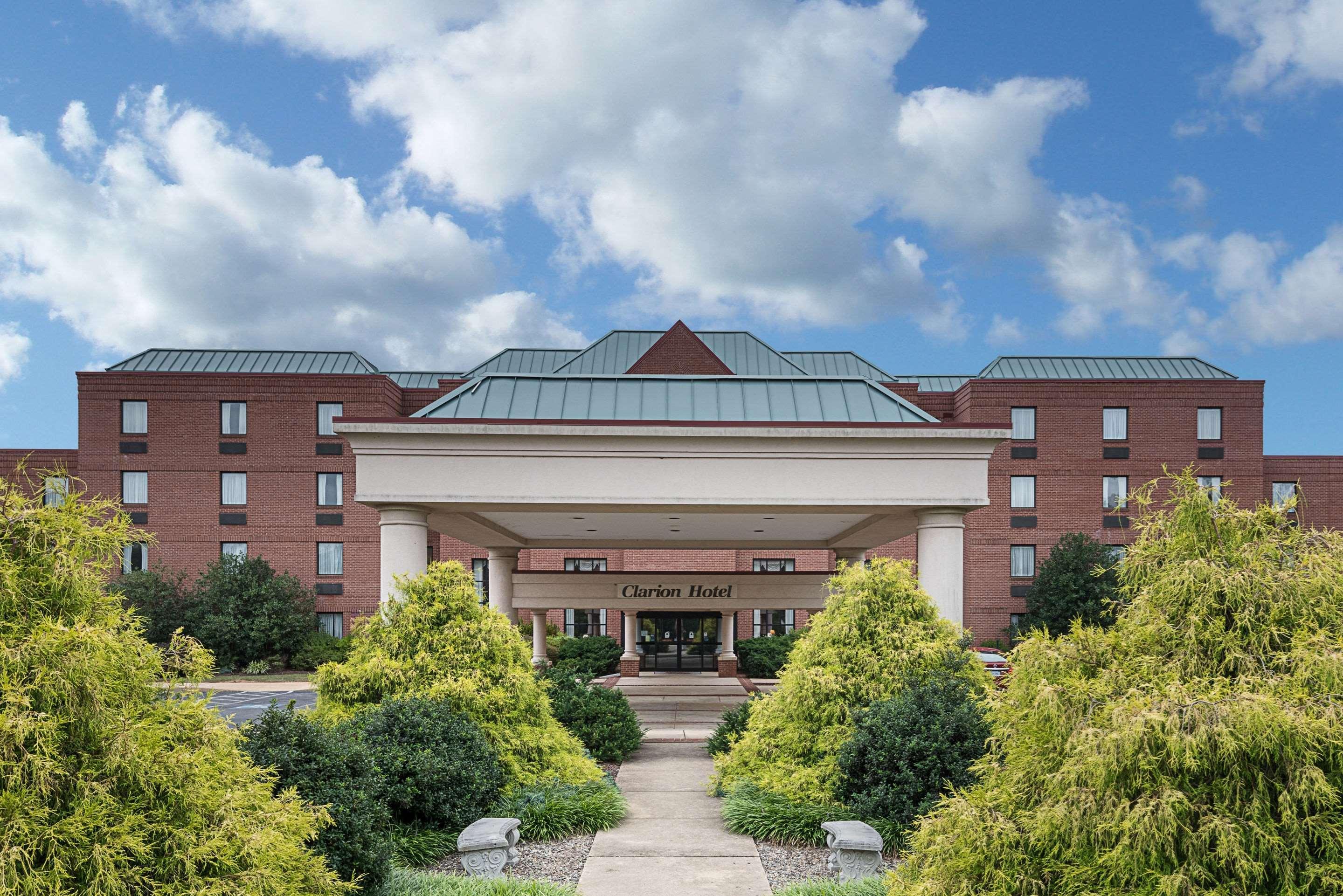 Clarion Hotel y Centro de Conferencias Shepherdstown Exterior foto