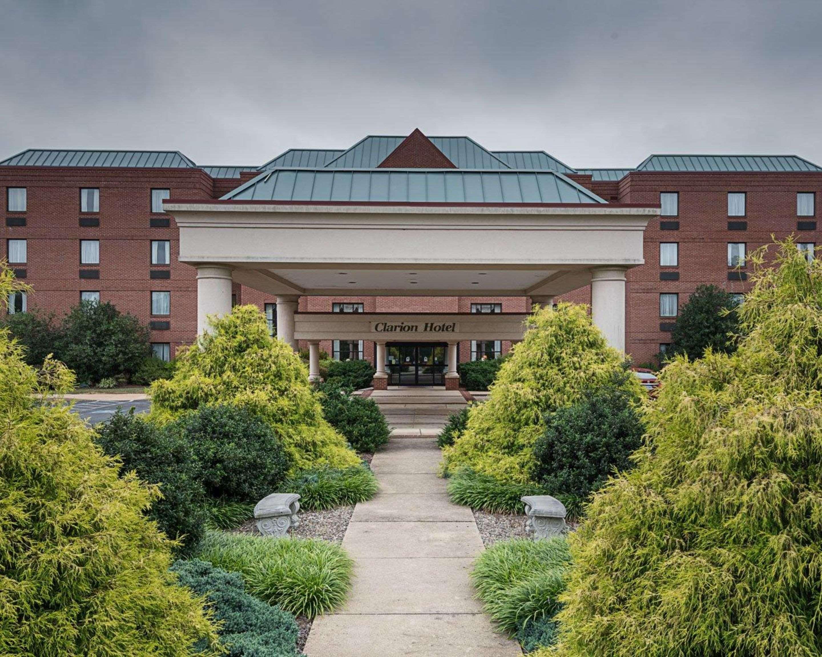 Clarion Hotel y Centro de Conferencias Shepherdstown Exterior foto